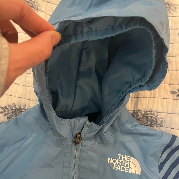The North Face Blue Striped Jacket - Picture 2 of 12